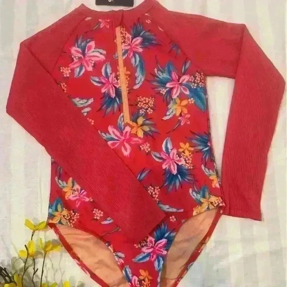 ART CLASS NEW  SIZE L(10/12)